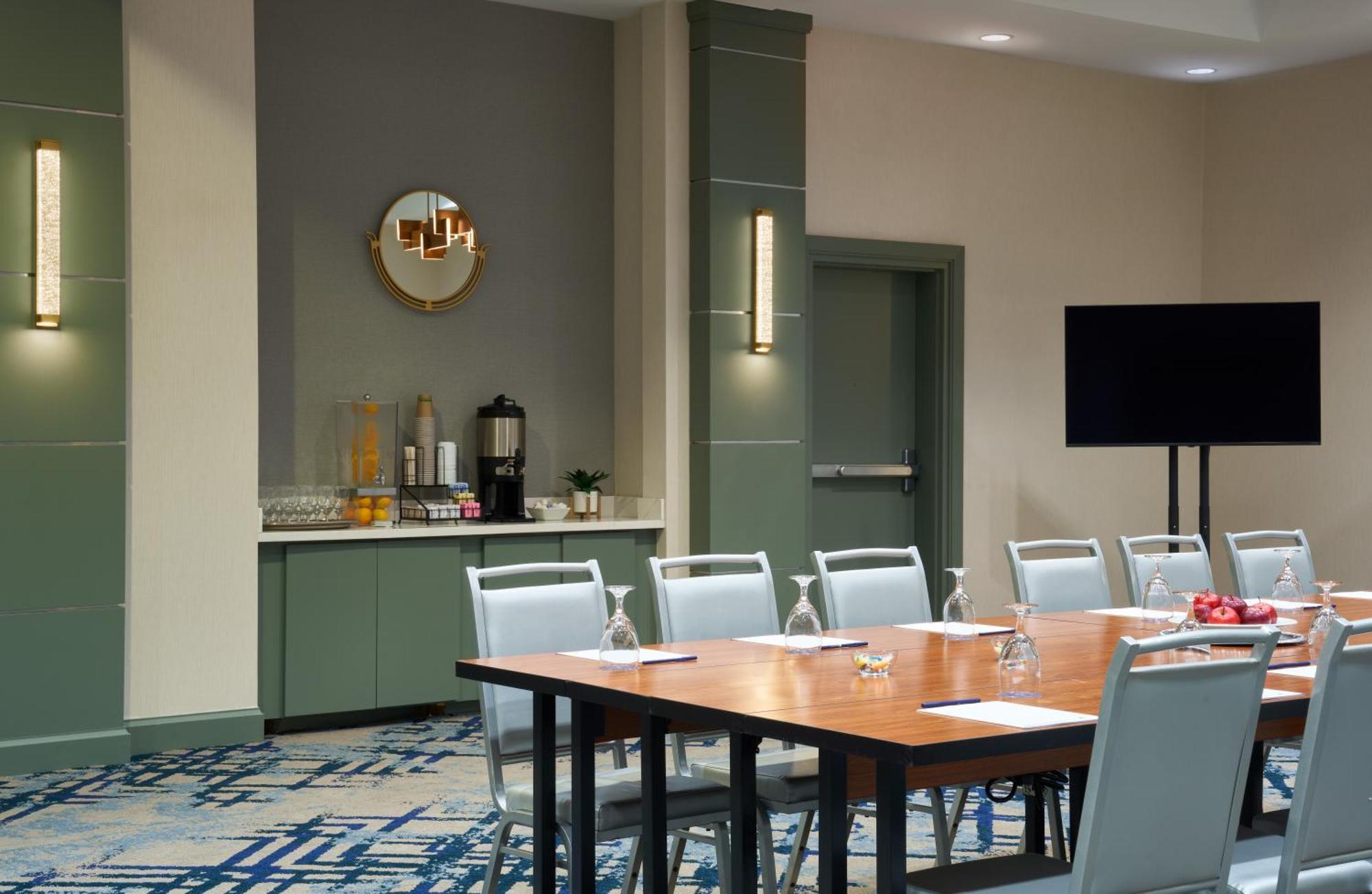 Готель Doubletree By Hilton Houston Westchase Екстер'єр фото